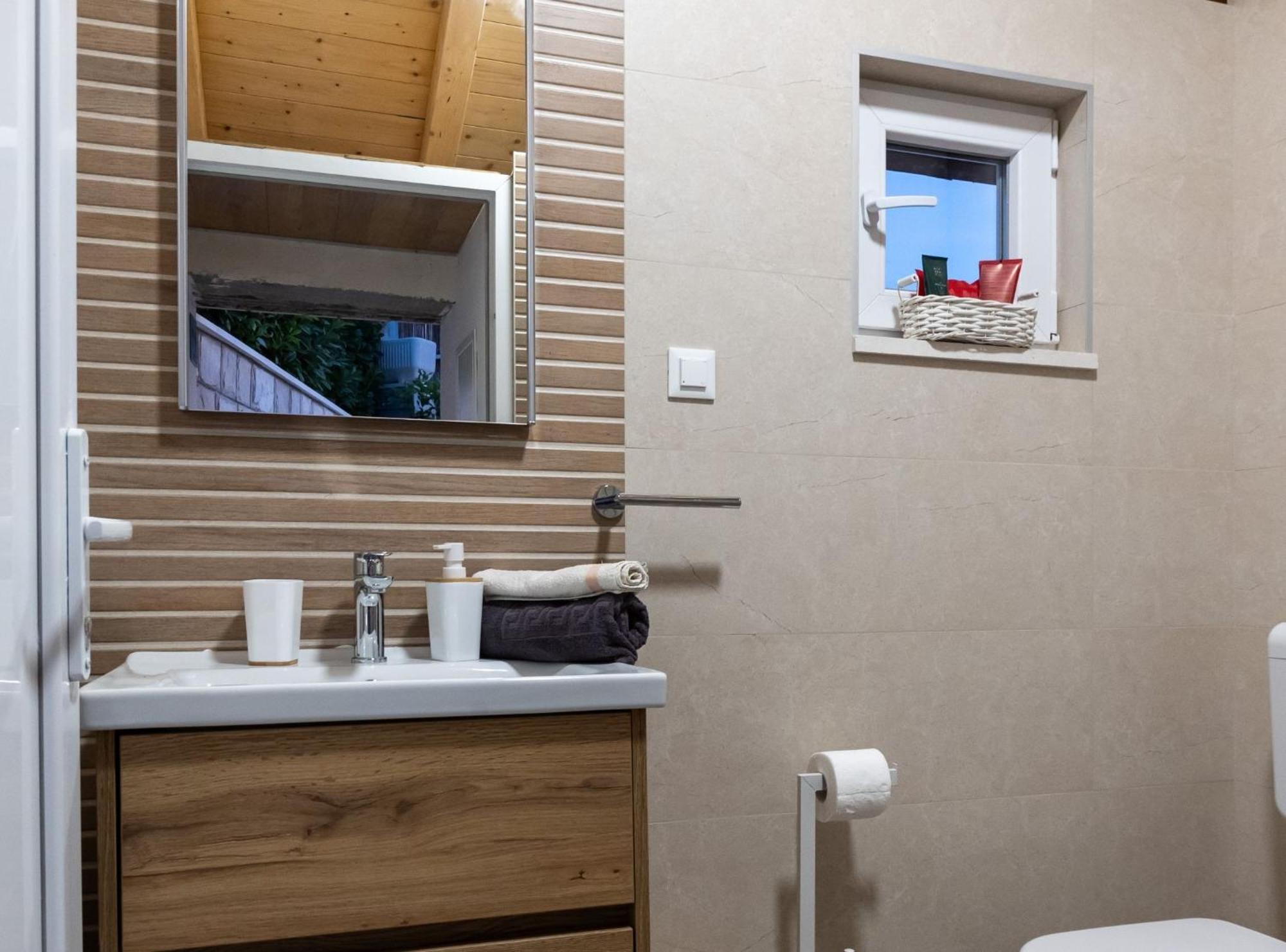 Villa Source With Private Pool Pridvorje ภายนอก รูปภาพ