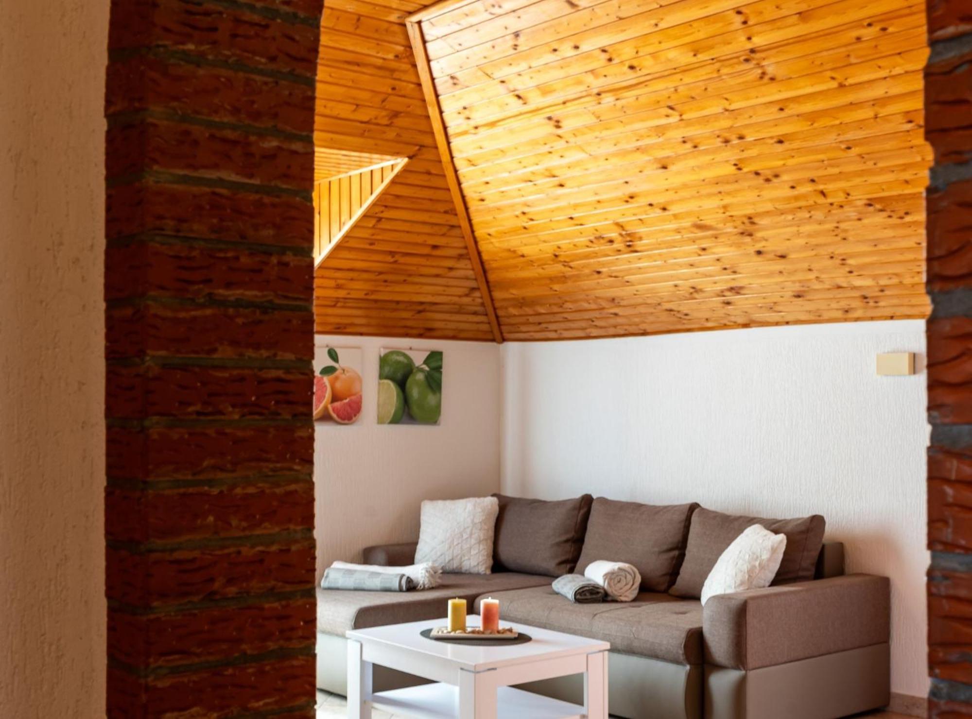Villa Source With Private Pool Pridvorje ภายนอก รูปภาพ